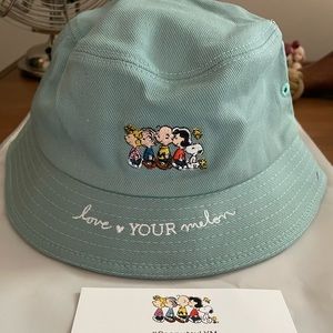 Love Your Melon X Peanuts Bucket Hat